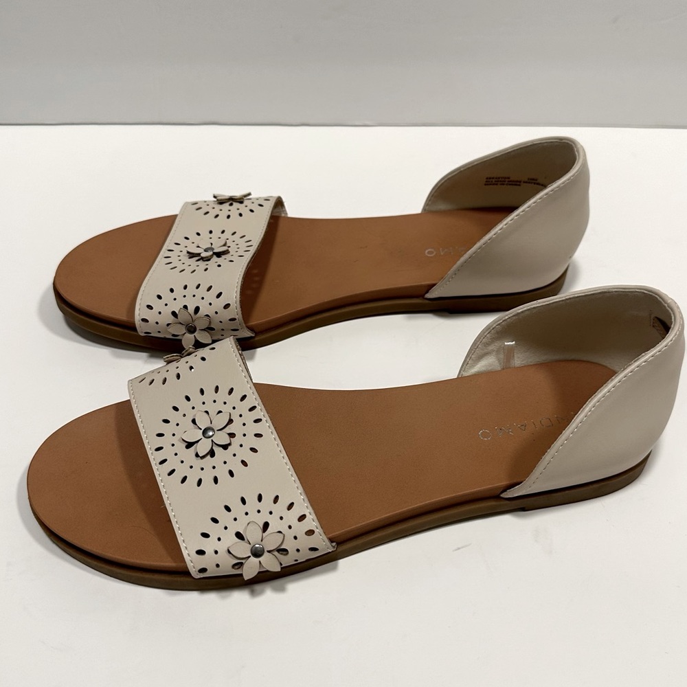 Andiamo Abraxton Floral Cream Slip On Sandals Size 10